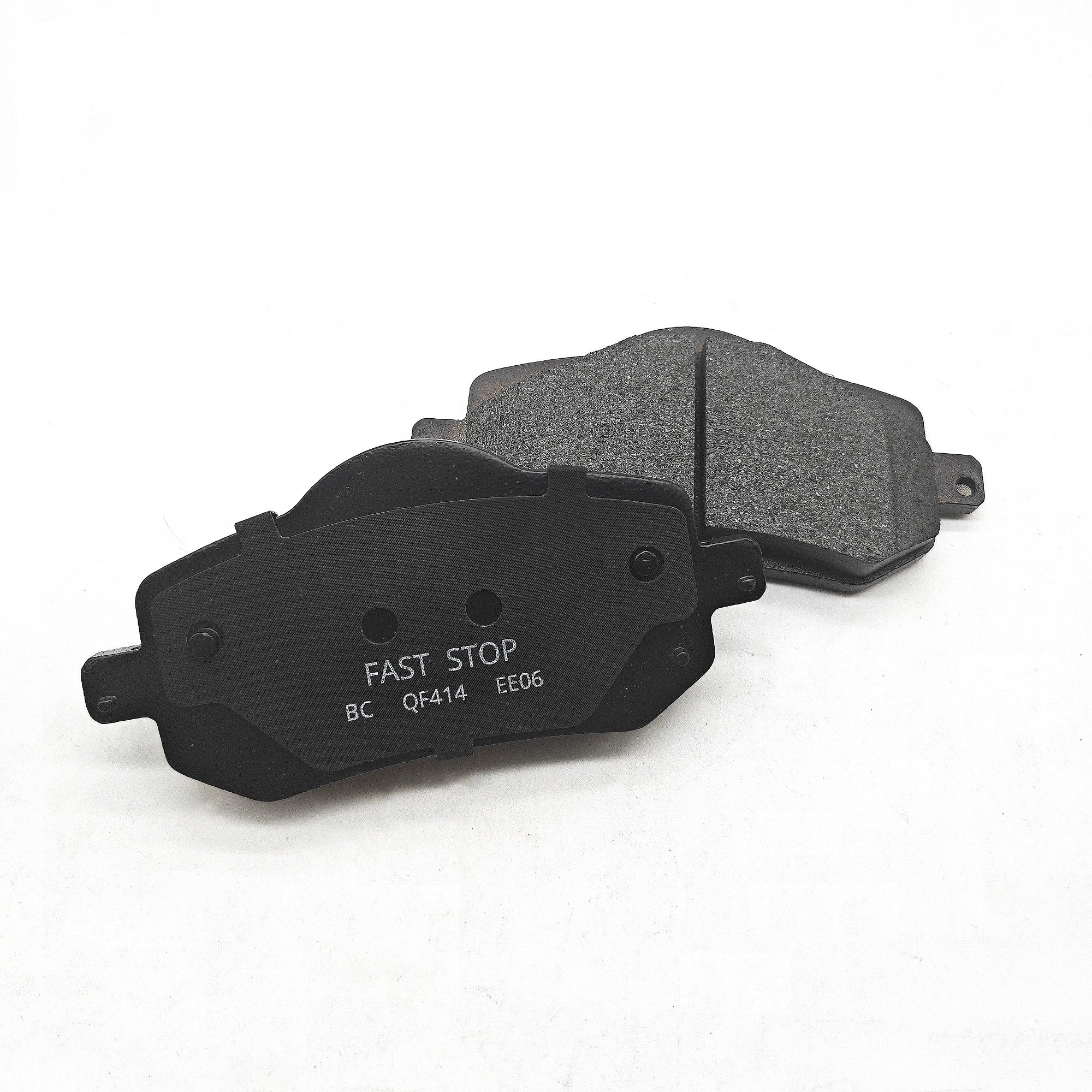 Wholesale Car Brake System Accessories Factory QF414 for GEELY EMGRAND 7 Best Chinese Auto Ceramic Front Brake Pad