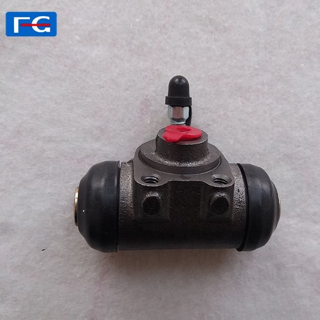Cheap Price 3 Wheel Motorcycle Brake Pump Parts No 2871400201 High Quality Wheel Brake Pump