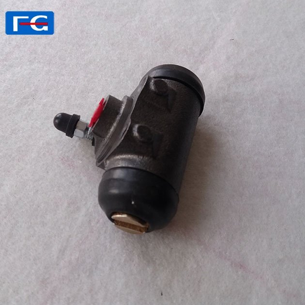 Cheap Price 3 Wheel Motorcycle Brake Pump Parts No 2871400201 High Quality Wheel Brake Pump