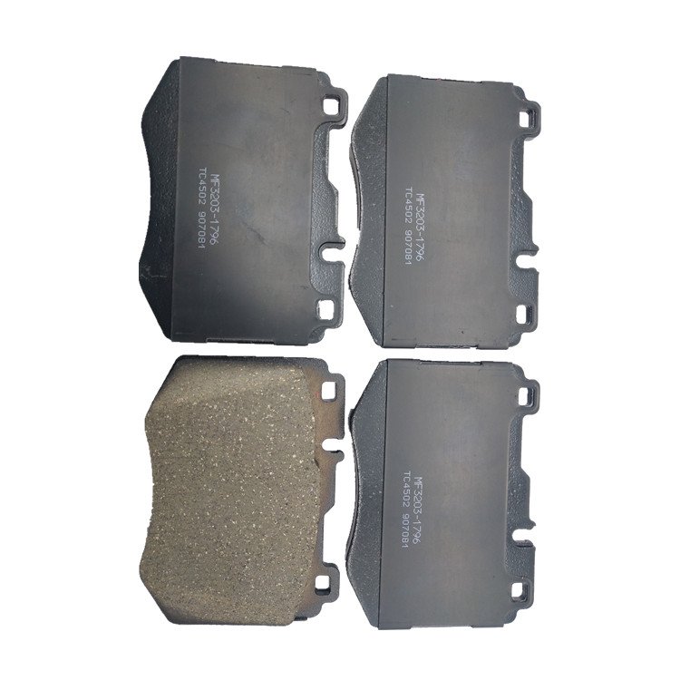 High Quality Ceramic Brake Pads for MERCEDES BENZ W205 C205 C300 C400 Front Brakes D1796 OEM No. 0084201920