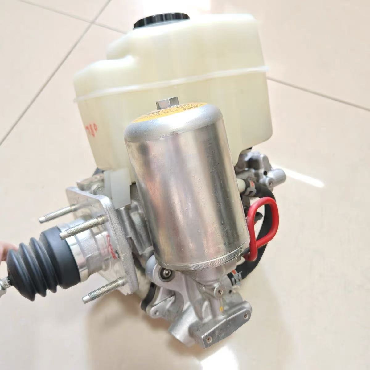 For Toyota LC120 LC150 Cruiser LC200 FJABS Pump Brake Master Cylinder Original Disassembly Used Brake ABS Pump Assembly