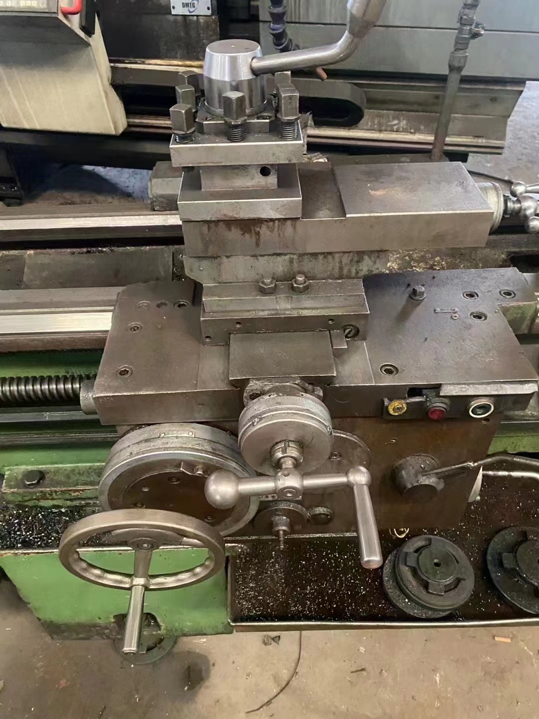 Factory Direct Sale Baoji Lathe 6150C Good Running Condition 2 Meter Lathe Universal Manual Lathe 2000mm Price 105mm
