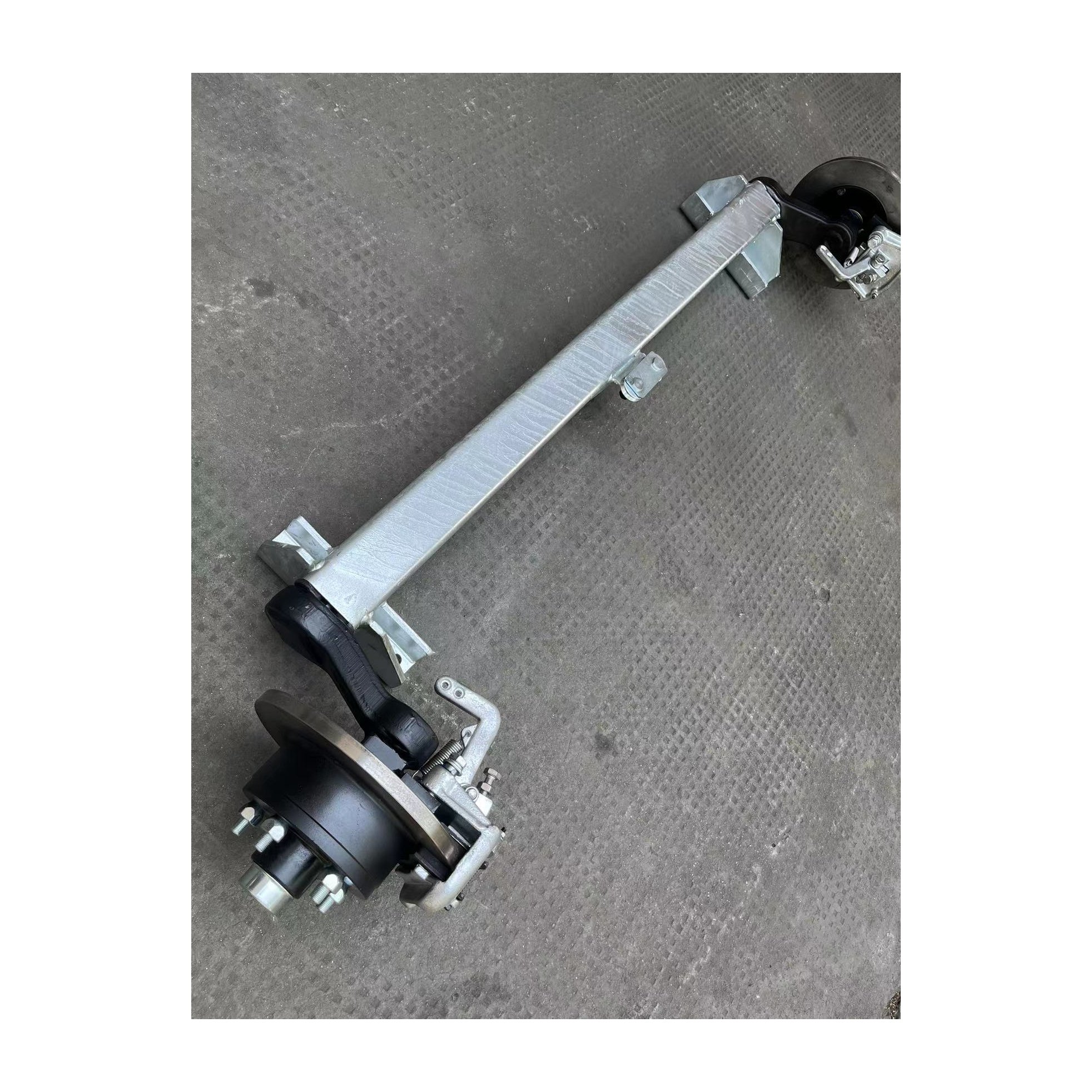 Hot Selling High Quality Hub Spindle Axle Trailer Axles and Parts