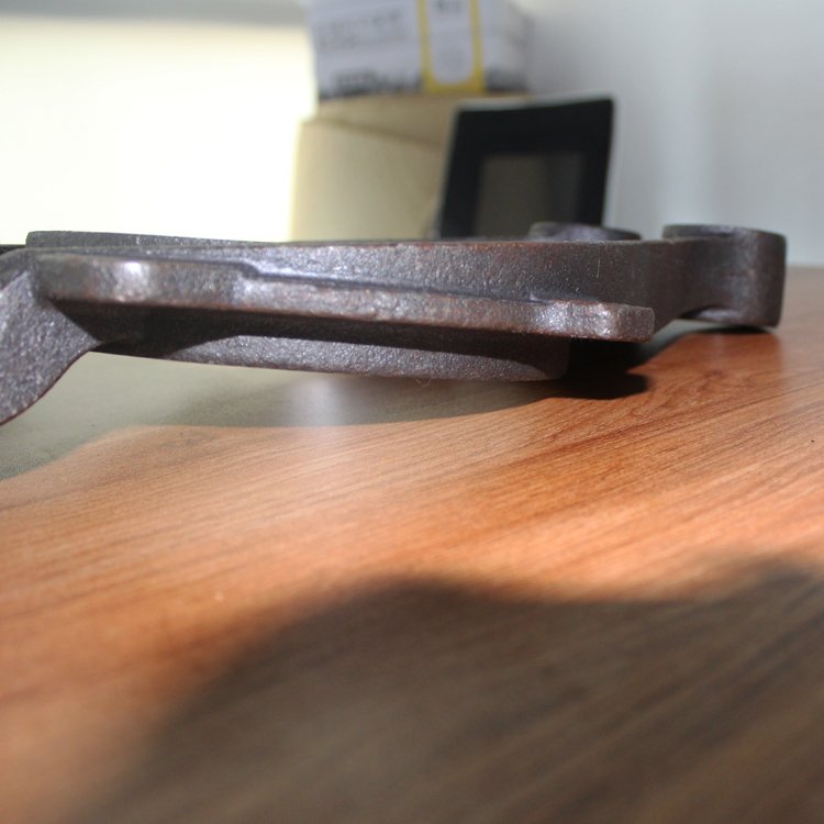 Factory Direct Sale Axle Parts Brake Shoe Bracket Brake Bracket