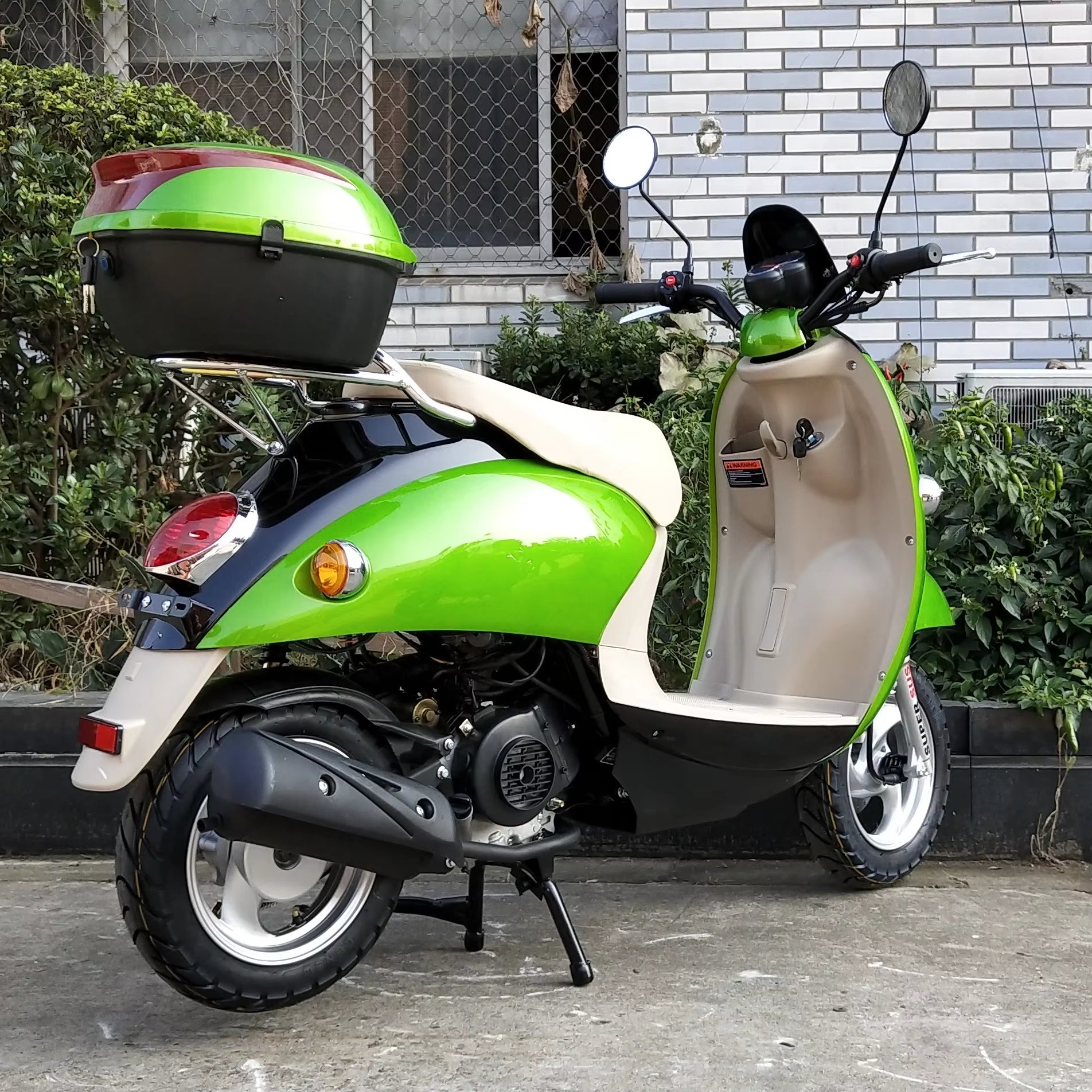 Hot Selling Electric Moped Bike with Pedals Factory Cheap Electric Scooter