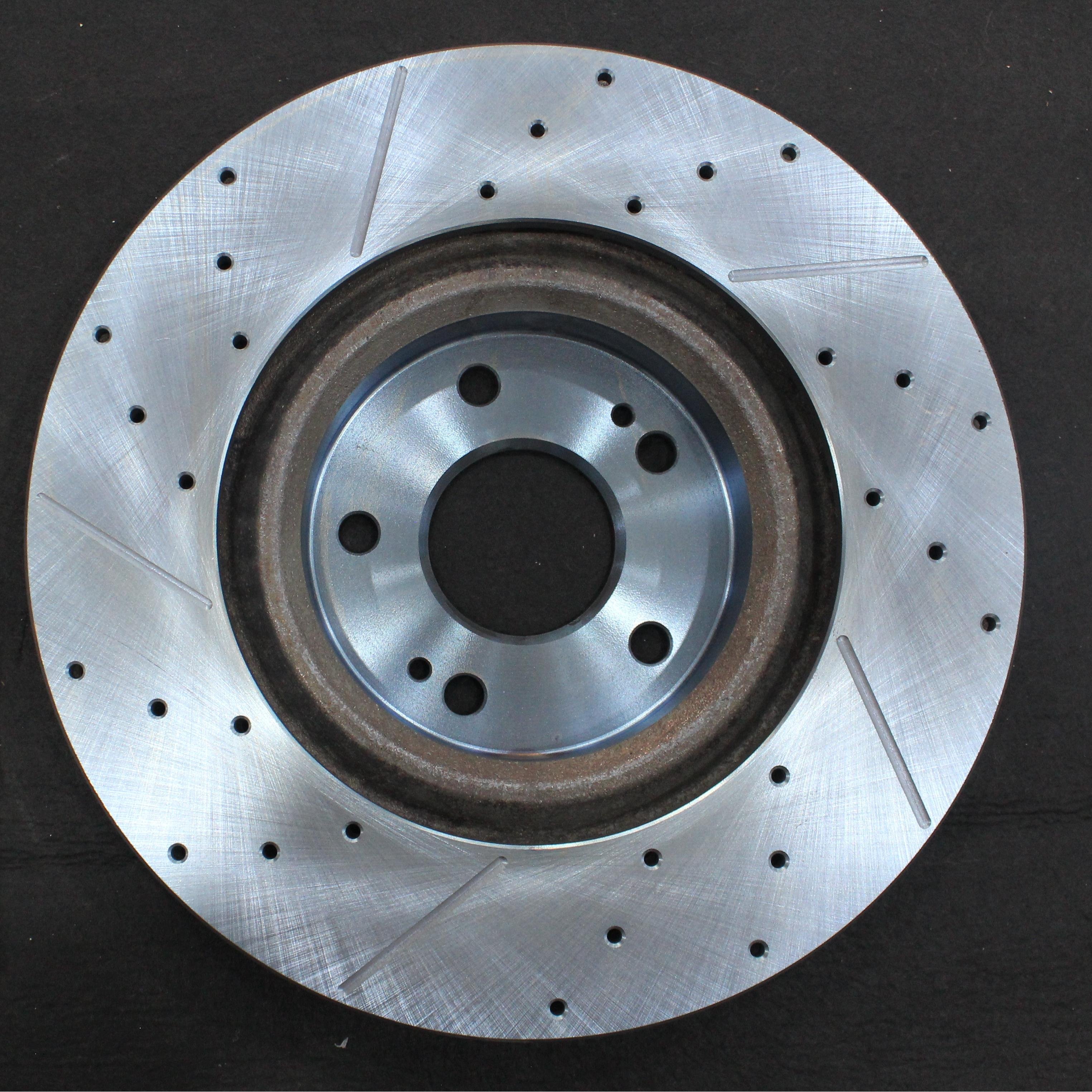 Front Brake Disc Rotor for 5 Series and 7 Series Installed on Front Wheels for 34116785669 Models