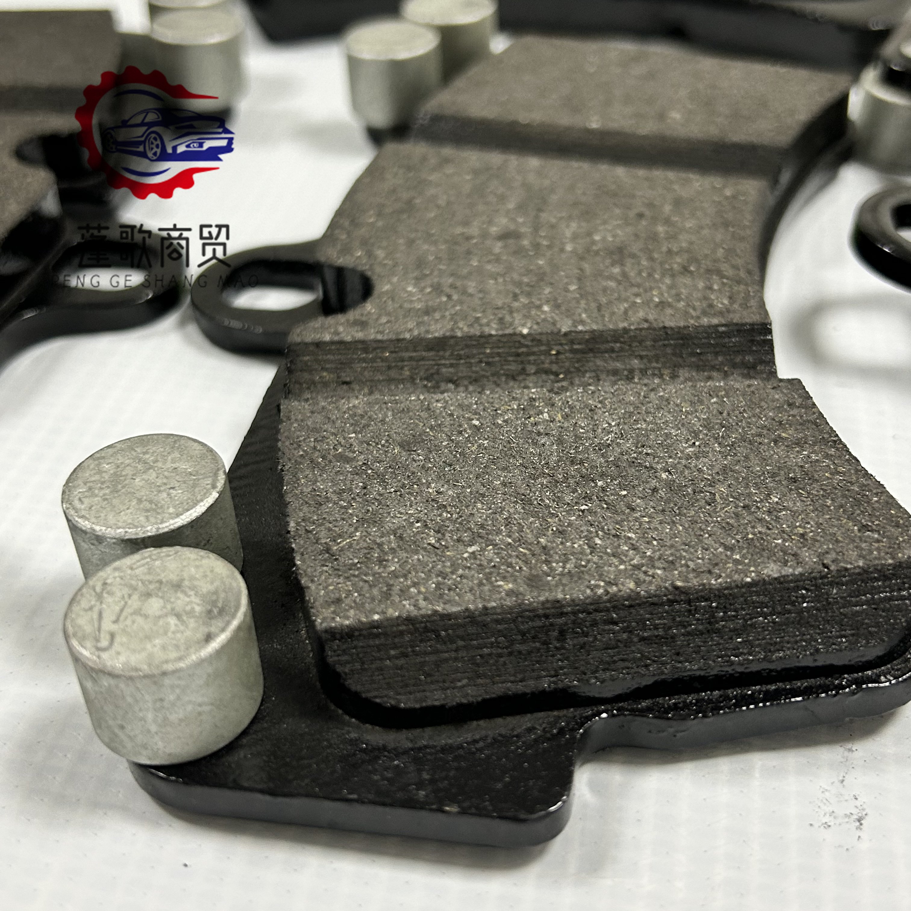 7L0 698 151 R Auto Spare Parts Brake Pad 7L0698151R for V-W Au-di