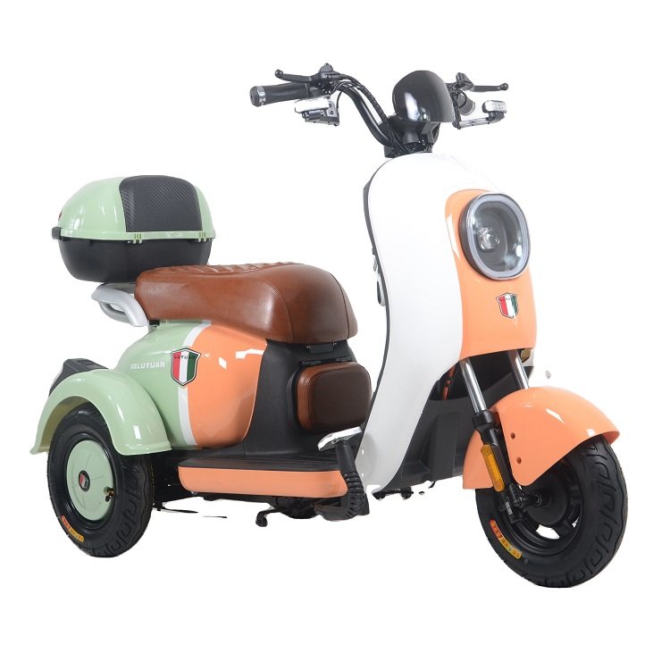 Hot Selling 3 Wheel Lead Acid Battery Electric Tricycle High-capacity Battery Electro Tricycle City Travel Electric Bike