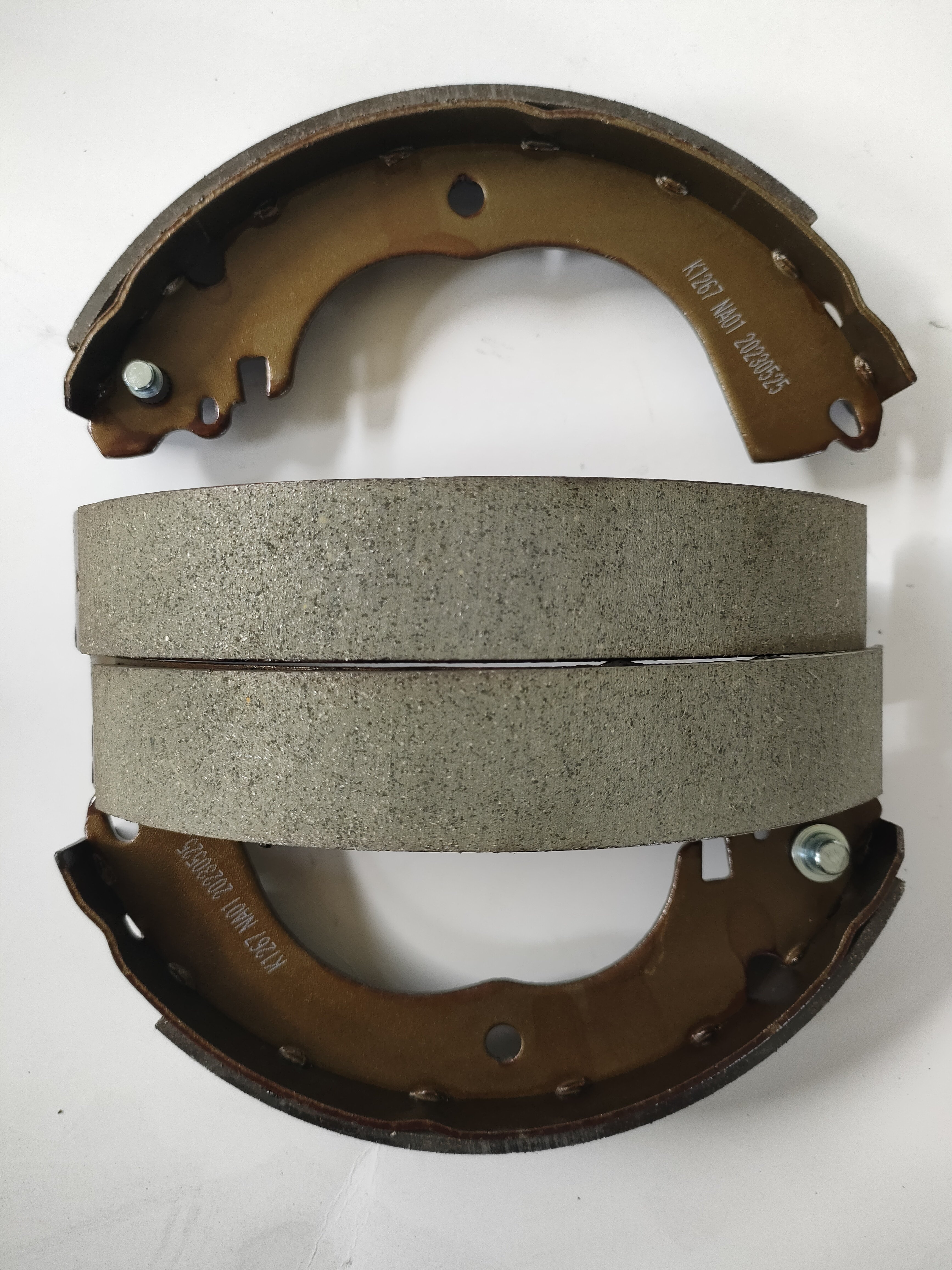 Auto Brake System Spare Parts K1267 Brake Shoes for Mitsubishi Nissan
