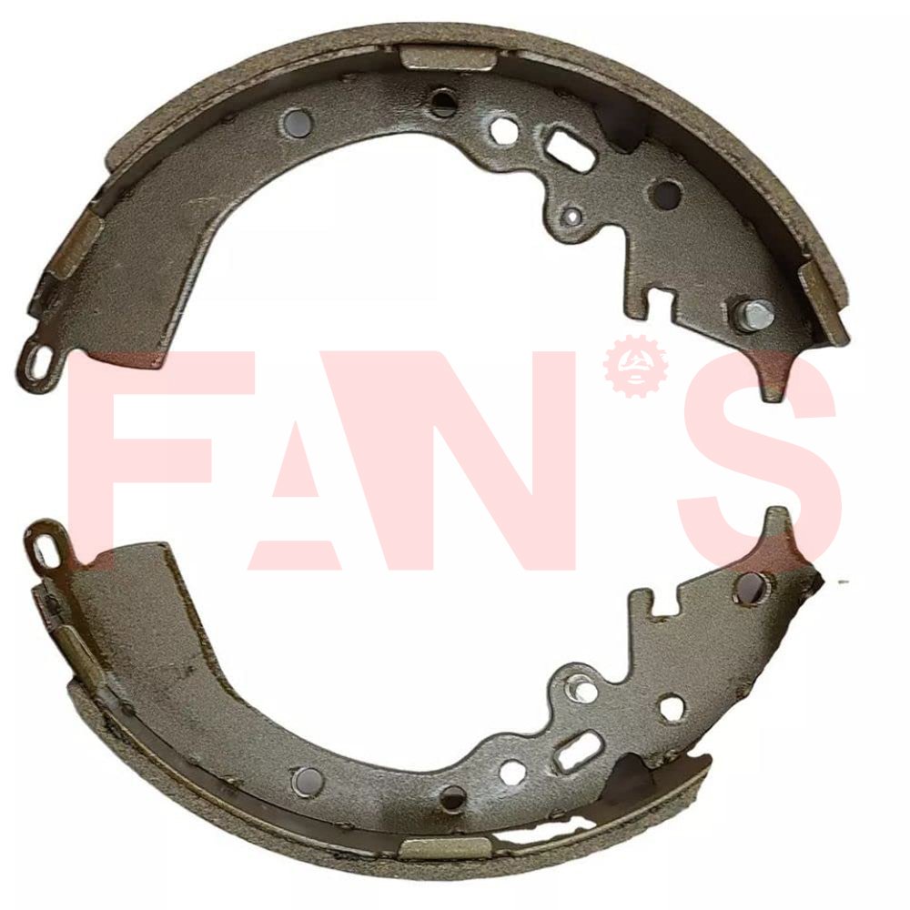 New and Used Toyota Hilux VIII Brake Shoes Model 04495-0K130 & 04495-0K140 for Pickup Vehicles