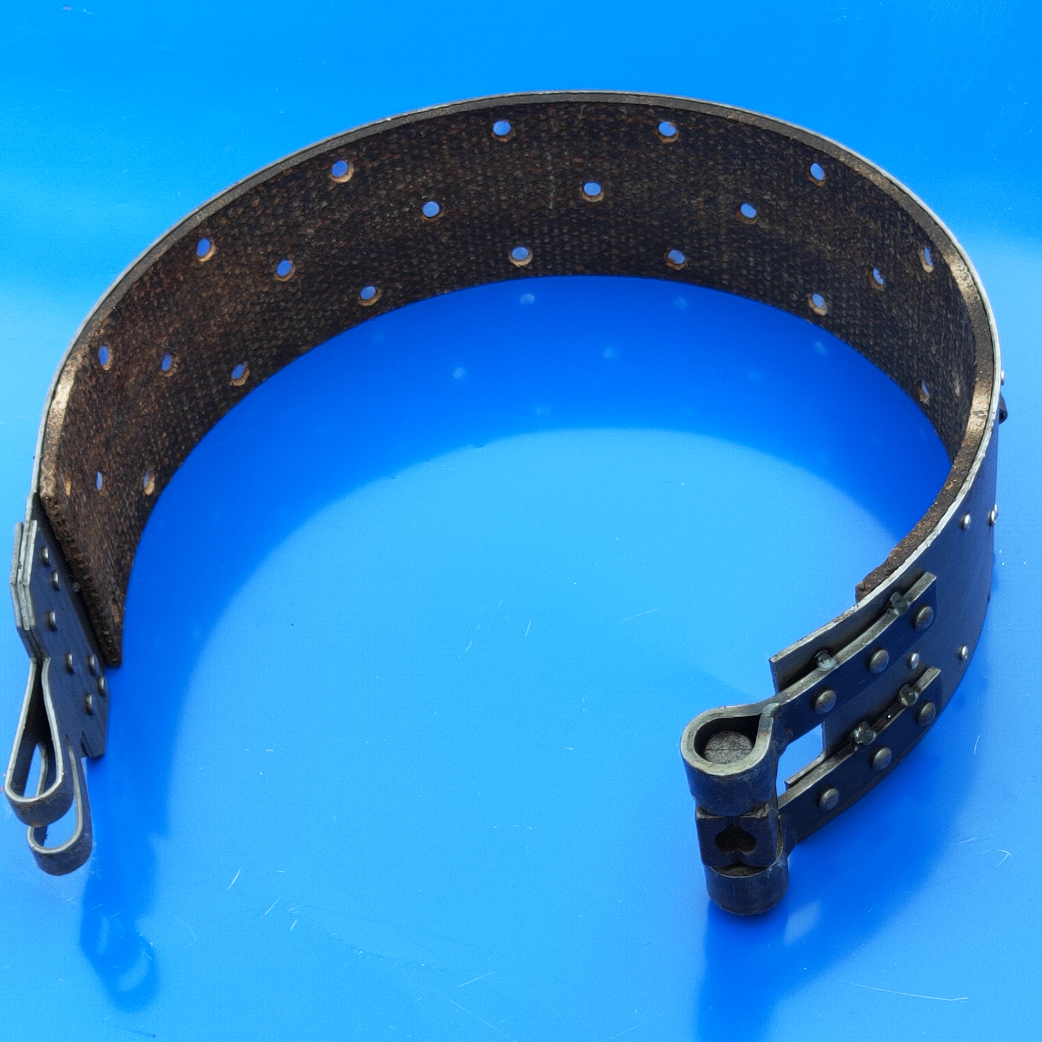 Russia's Best-selling Winch Brake Belt Shoe Brake Padbrake Band Brake Block