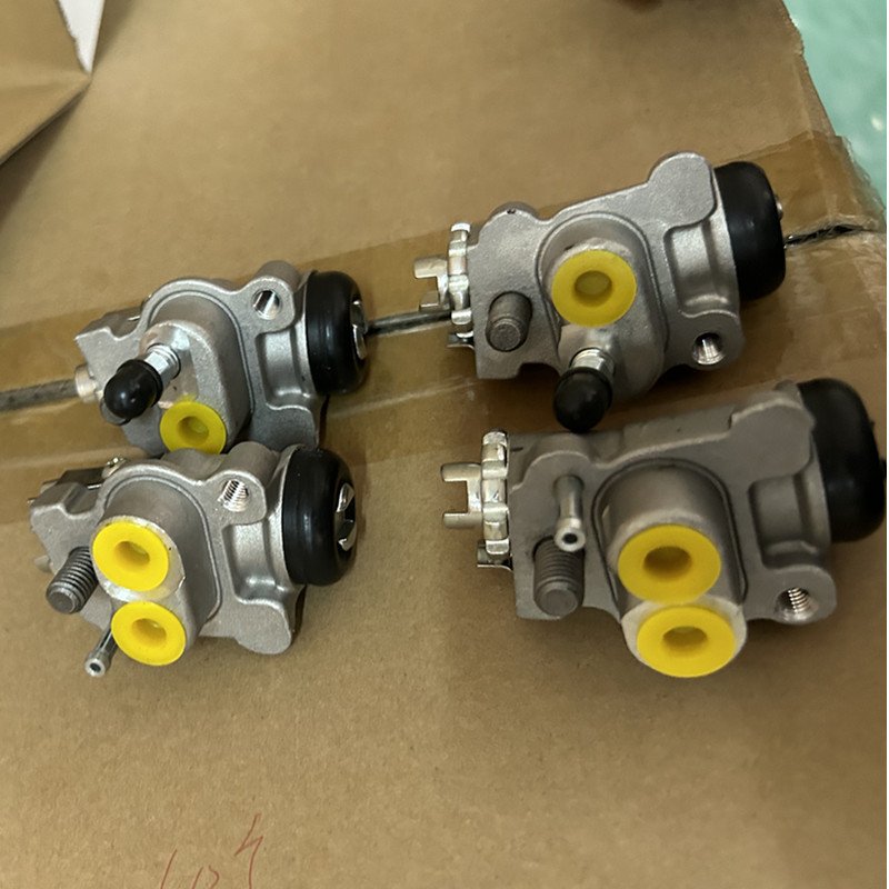 ATV Front Brake Hydraulic Pump for TRX400 Brake Wheel Cylinder Pump 45330-HN0-A01 45350-HN5-N01