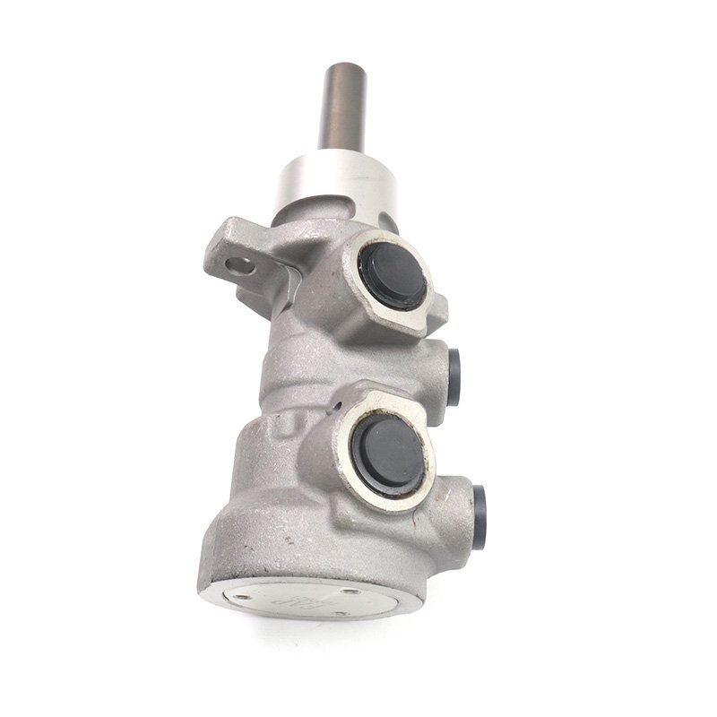 Master Brake Cylinder 4601.L2 4601L2 for Peugeot 307 Citroen C4 1.6/2.0-16v Car Brake Master Cylinder