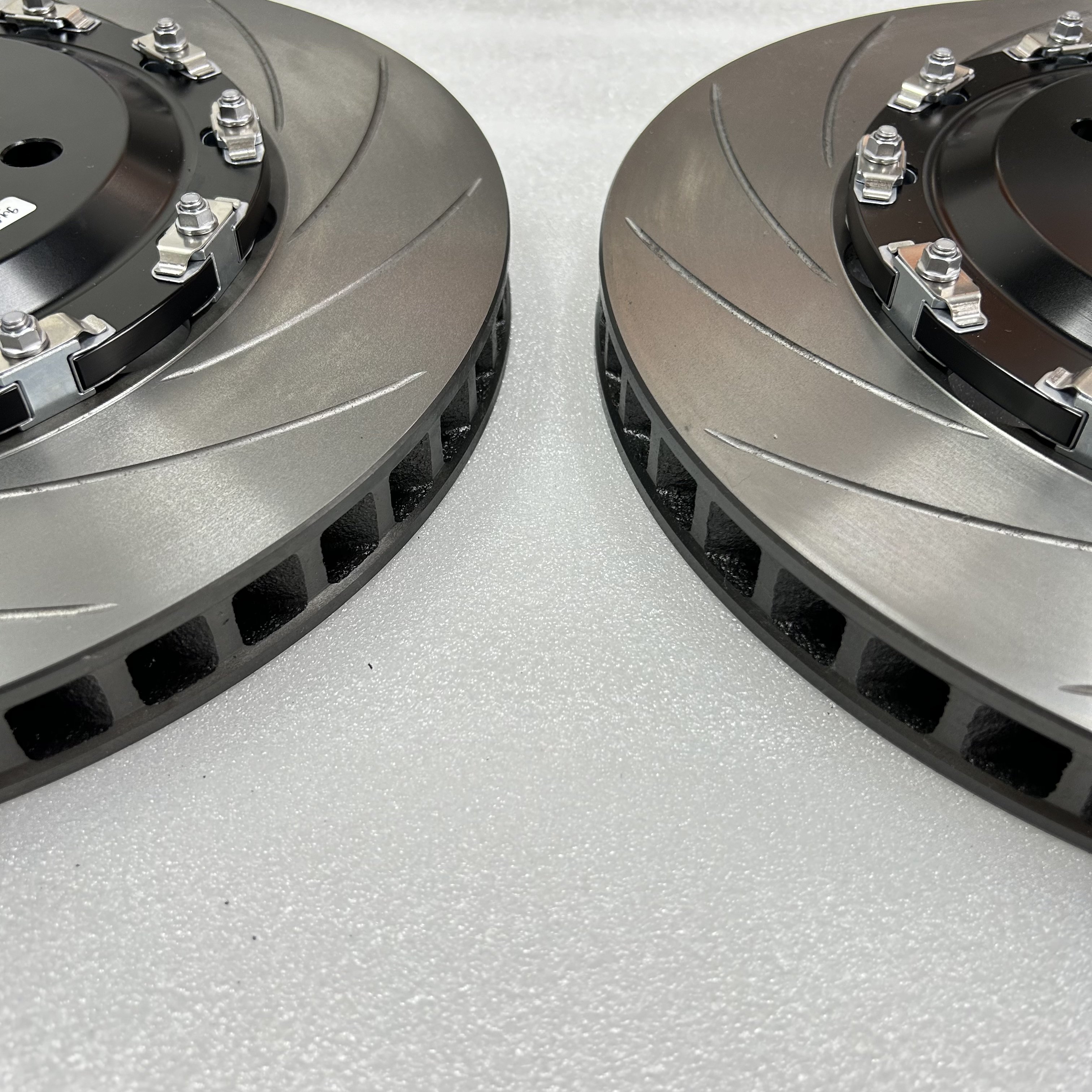 Alfa Quadrifoglio Large Floating Black Front Joint -362*32 Premium Brake Discs for Optimal Performance