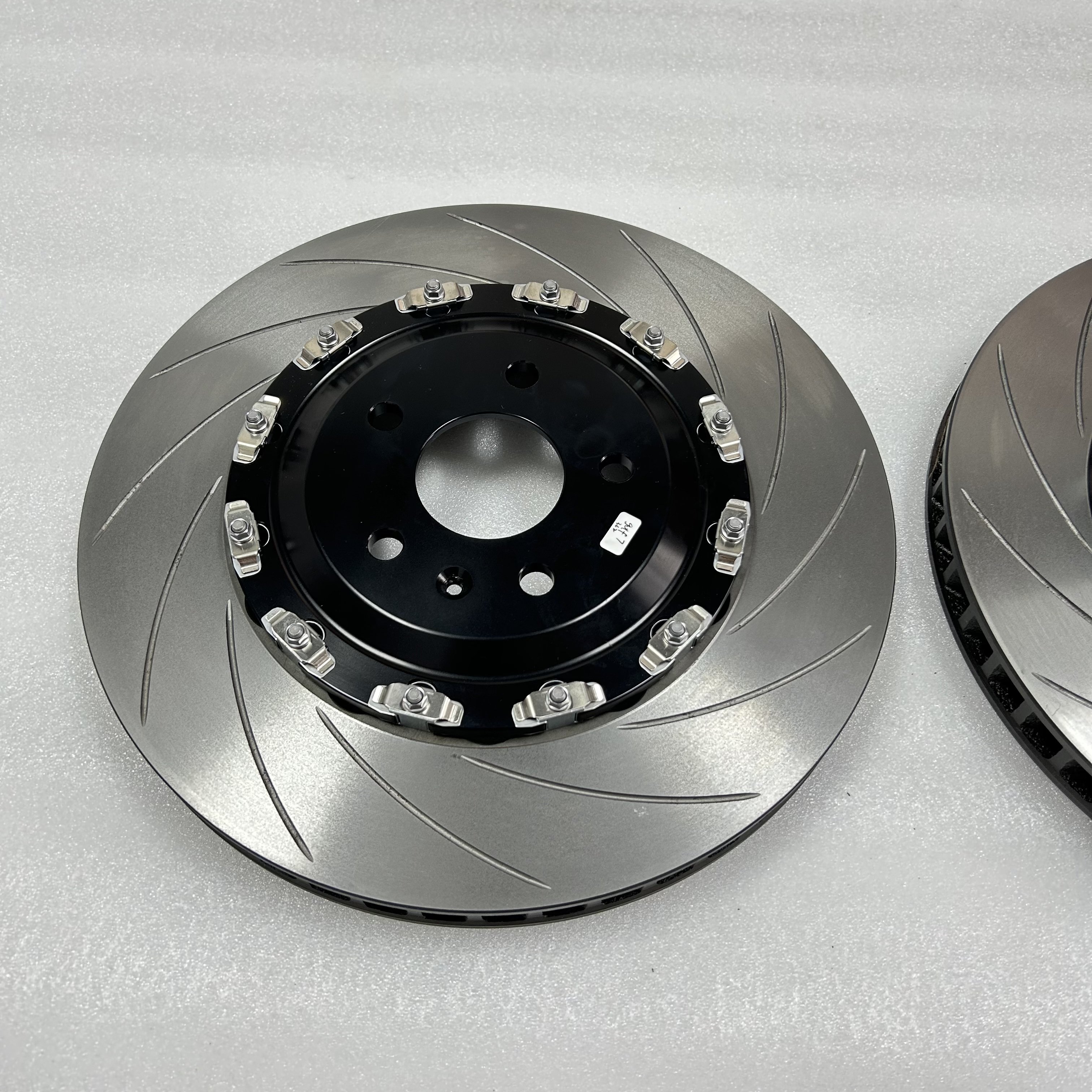 Alfa Quadrifoglio Large Floating Black Front Joint -362*32 Premium Brake Discs for Optimal Performance