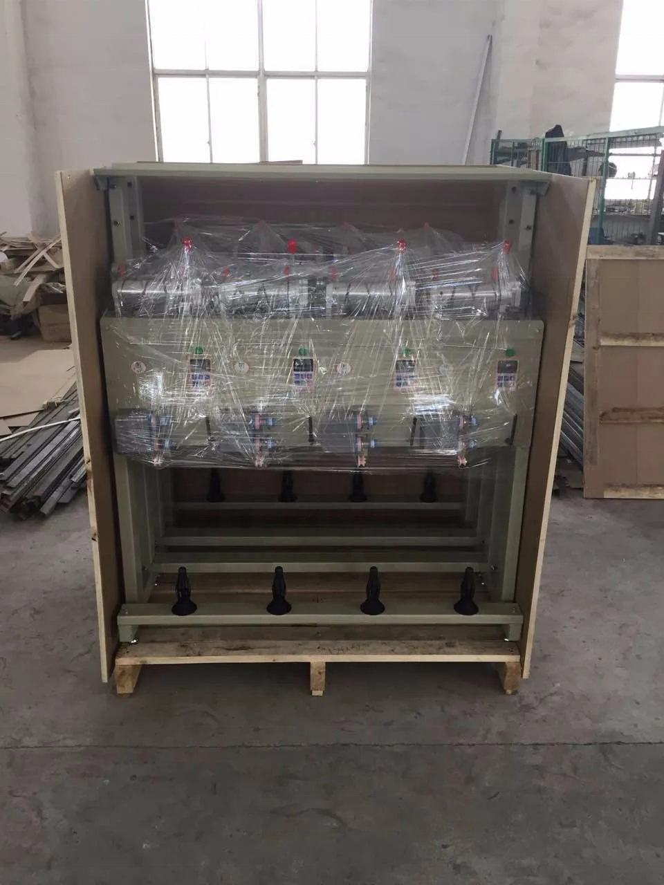 4 Heads High Speed Cone to Cone Winding Machine with Oiling with Wax Factory Price