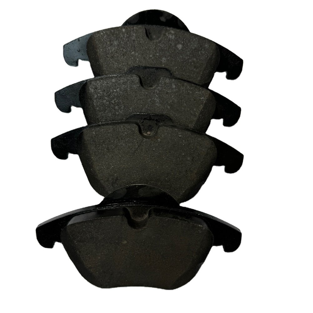 Good Quality Brake Pads Front LR134693 Front Brake Pads Auto Parts Rear Brake Pads Set