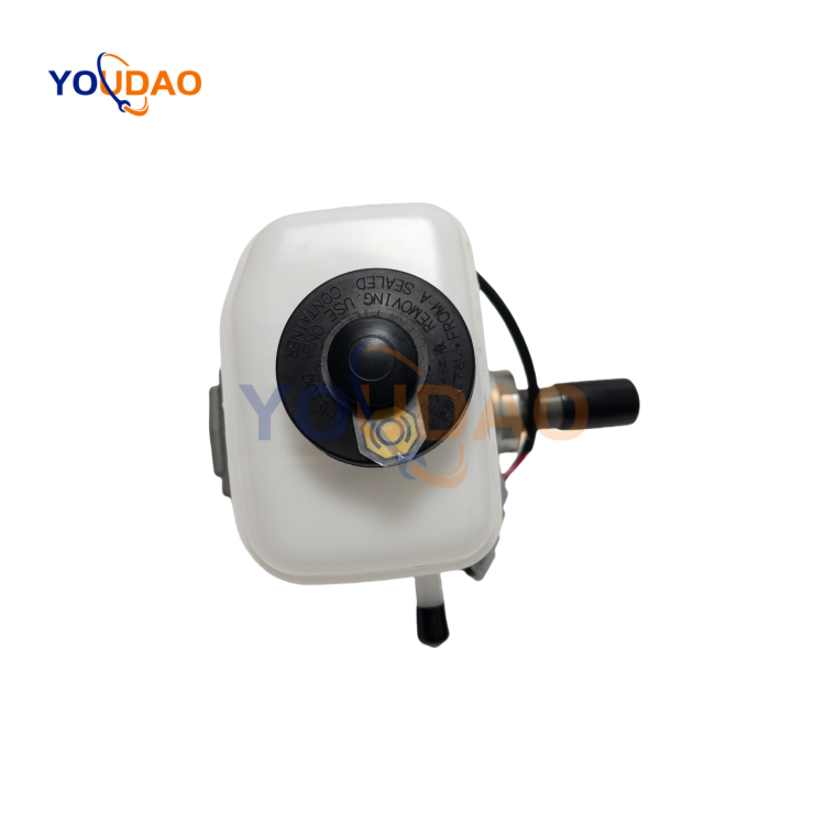4720726020 2KD 2TR Engine High Quality Auto Spare Parts Brake Master Cylinder OEM 47207-26020