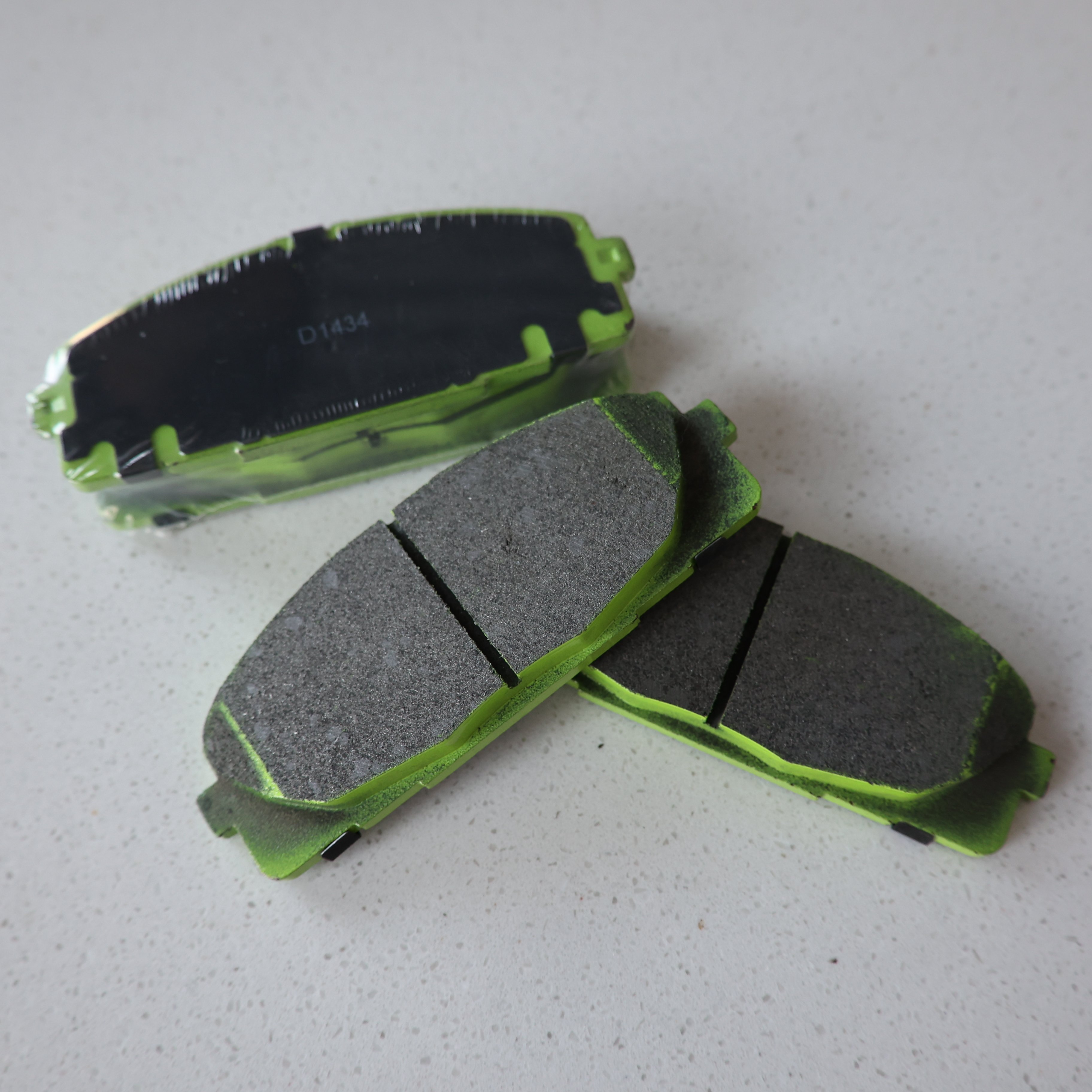 Factory Wholesale Auto Car Spare Parts D1434 04465-26420 D2251 Break System Brake Pad for Toyota Hiace