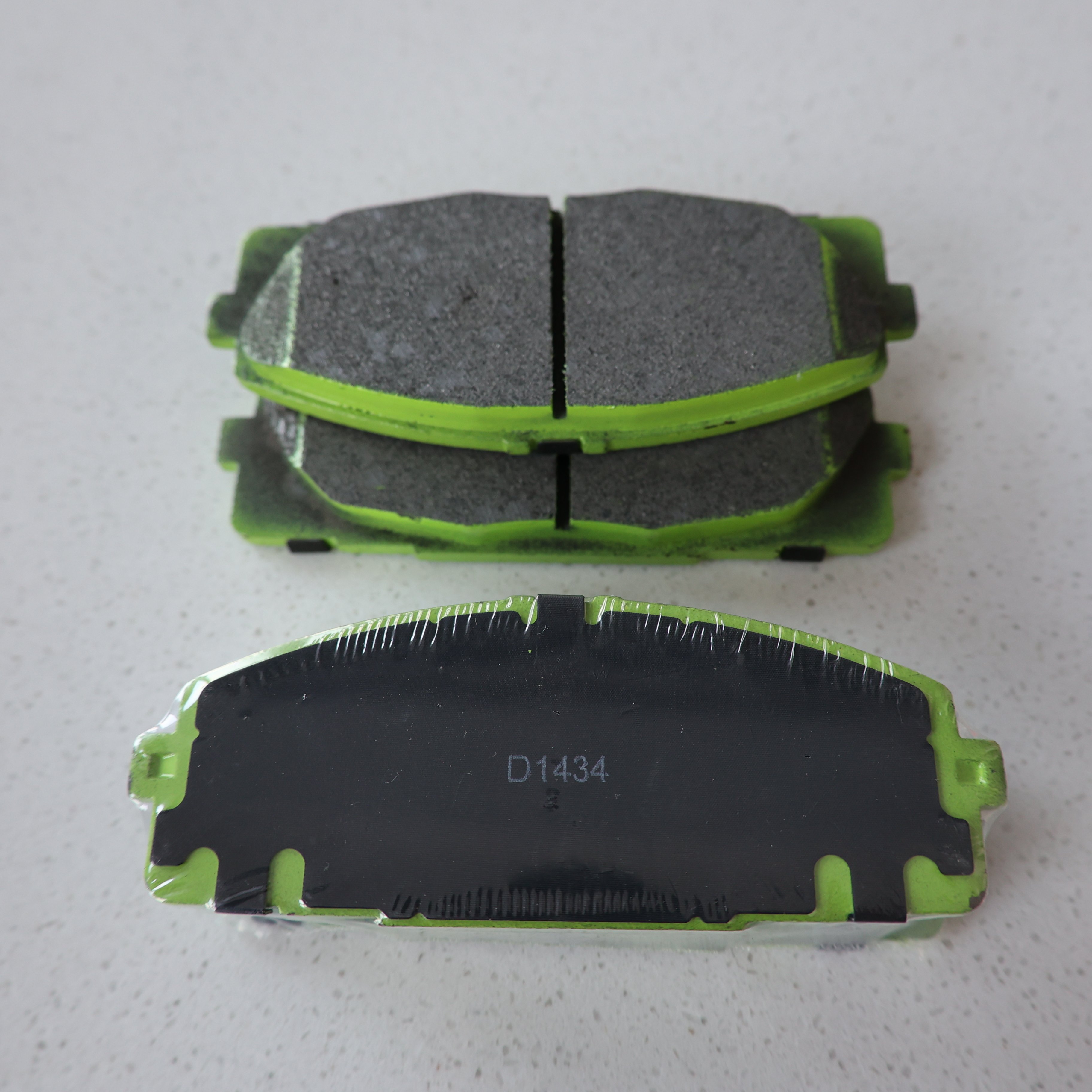 Factory Wholesale Auto Car Spare Parts D1434 04465-26420 D2251 Break System Brake Pad for Toyota Hiace