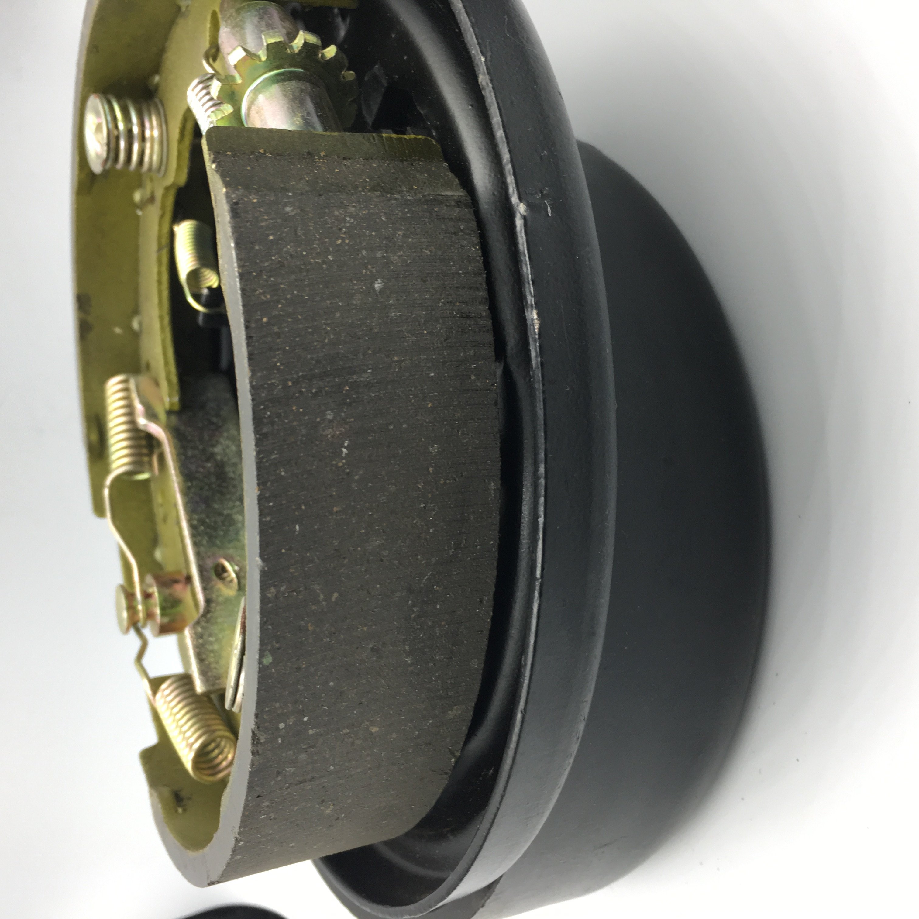 Produces the Best-selling Hand Brake Drum Assembly for JIANG LIN KAI YUN Trucks