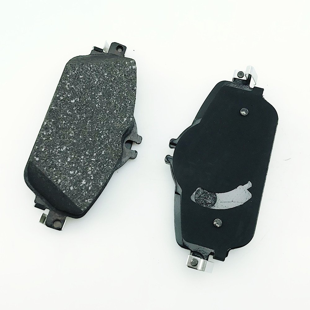 China Factory Wholesale Auto Brake Pads for Brake Pads C200 C180 E200 C200 C180 E200 OEM 0004204500 Brake Pads