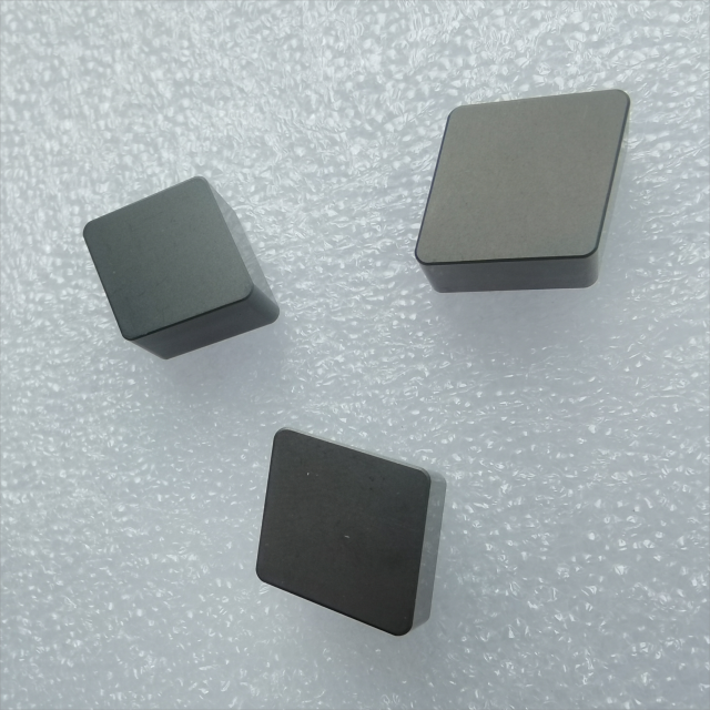 Solid CBN Insert Turning Insert CNMN120712 CNGN120712 Turning Brake Disc/ Drum Turning Cast Iron Roughing Machining Gray Cast Ir