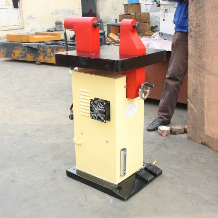 LY-210-100A Hydraulic Brake Shoe Riveting Machine