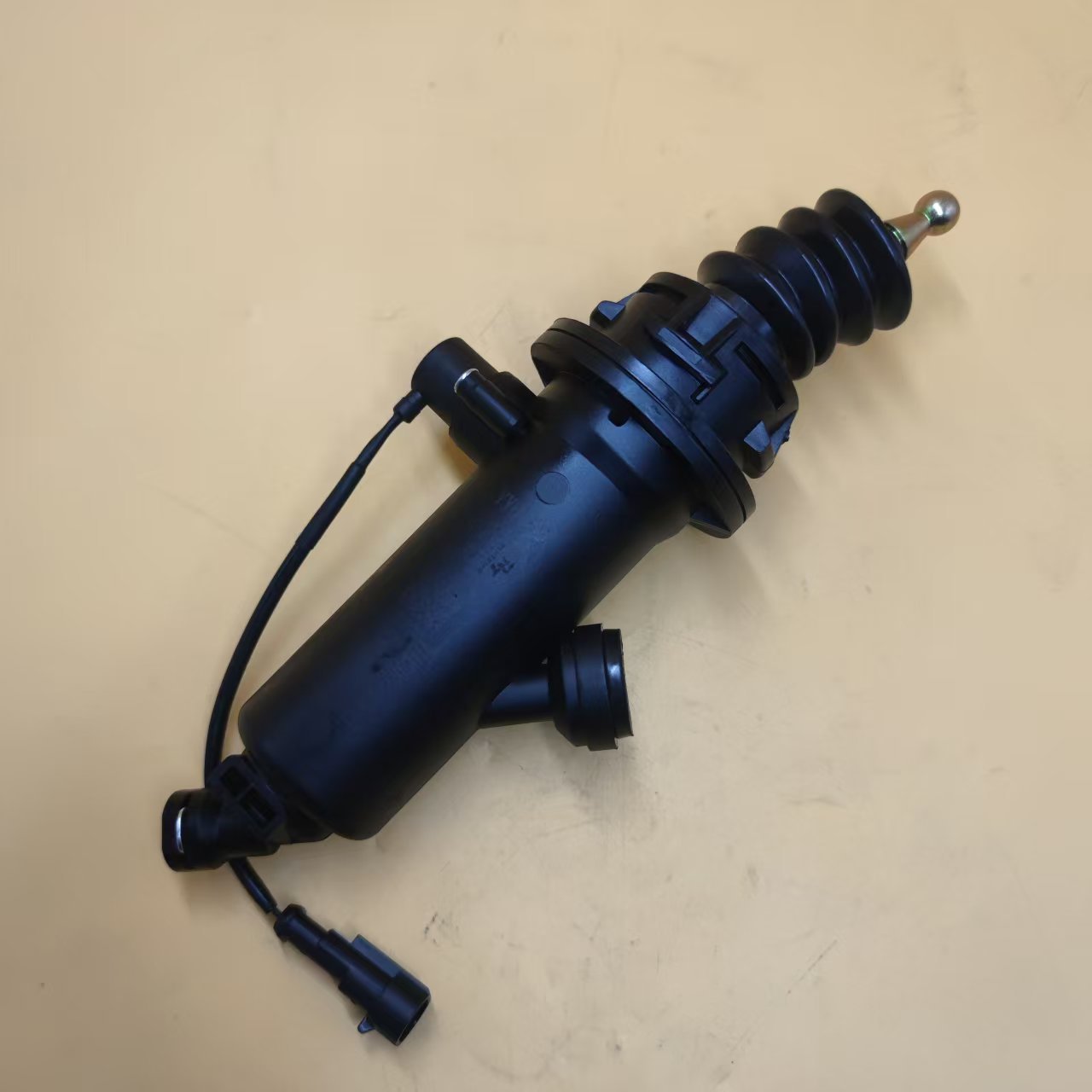 SINOTRUCK Brake System-711W30715-6152/1 Clutch Master Cylinder for T5G T7H Trucks