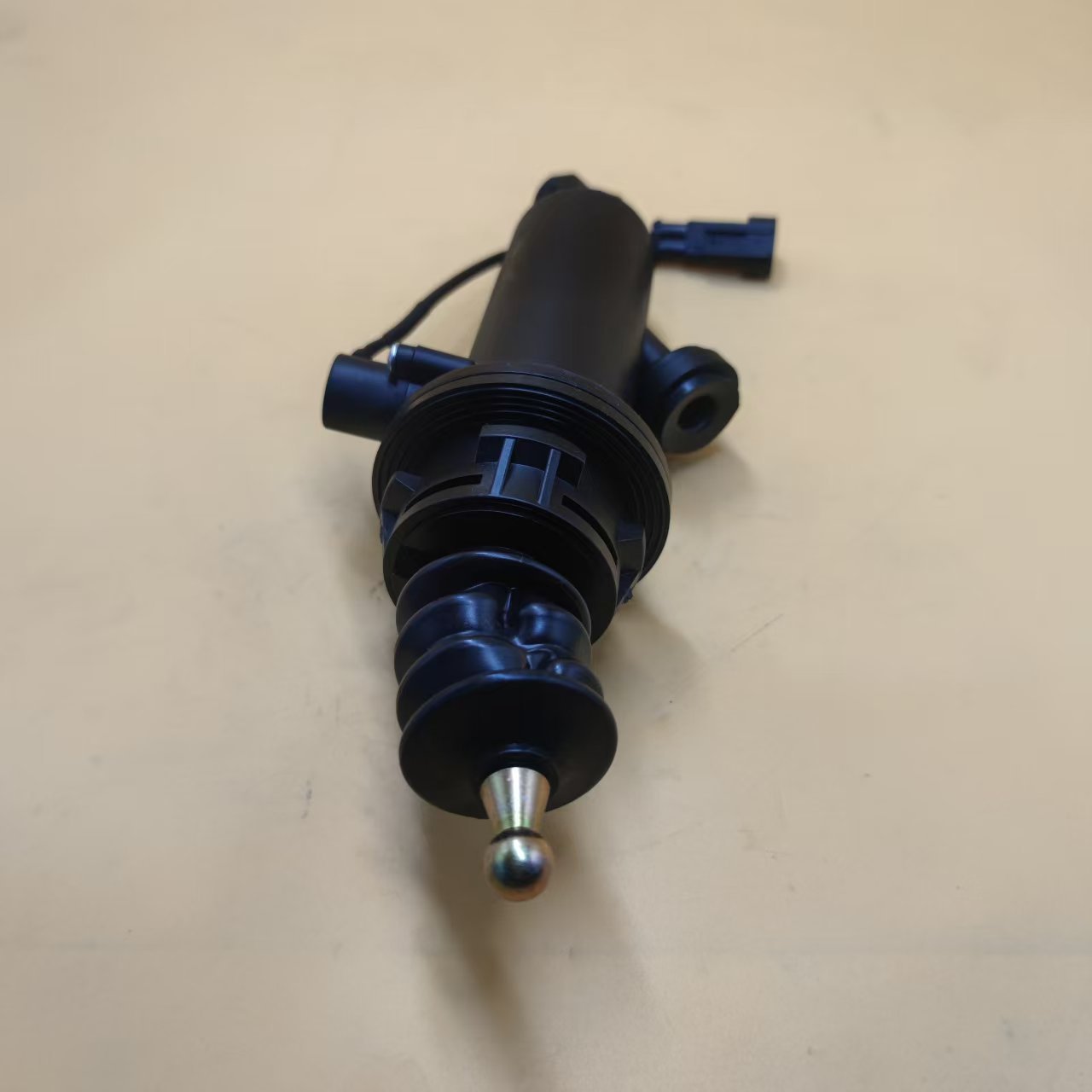 SINOTRUCK Brake System-711W30715-6152/1 Clutch Master Cylinder for T5G T7H Trucks