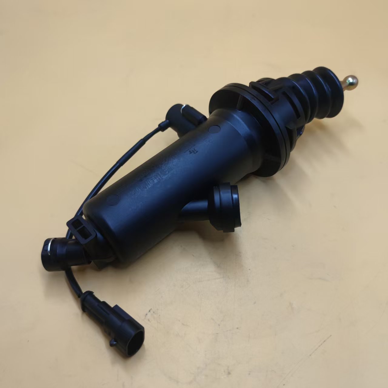 SINOTRUCK Brake System-711W30715-6152/1 Clutch Master Cylinder for T5G T7H Trucks