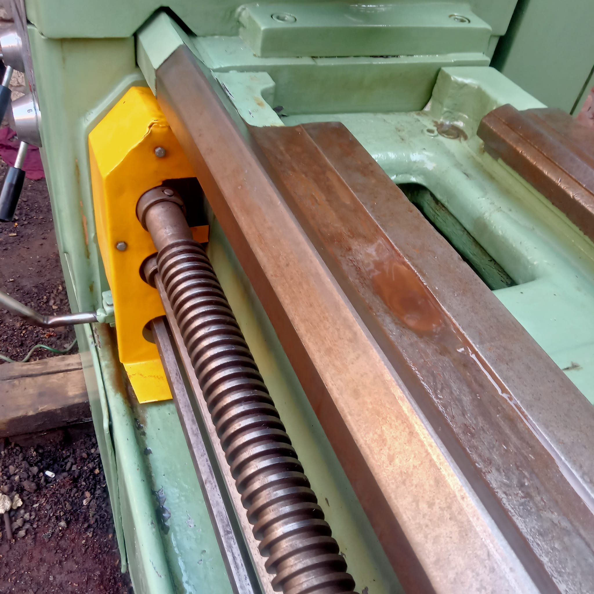 Manual Metal Lathe 2000mm Horizontal Heavy Duty Lathe Steel Drilling 2 Meters Price