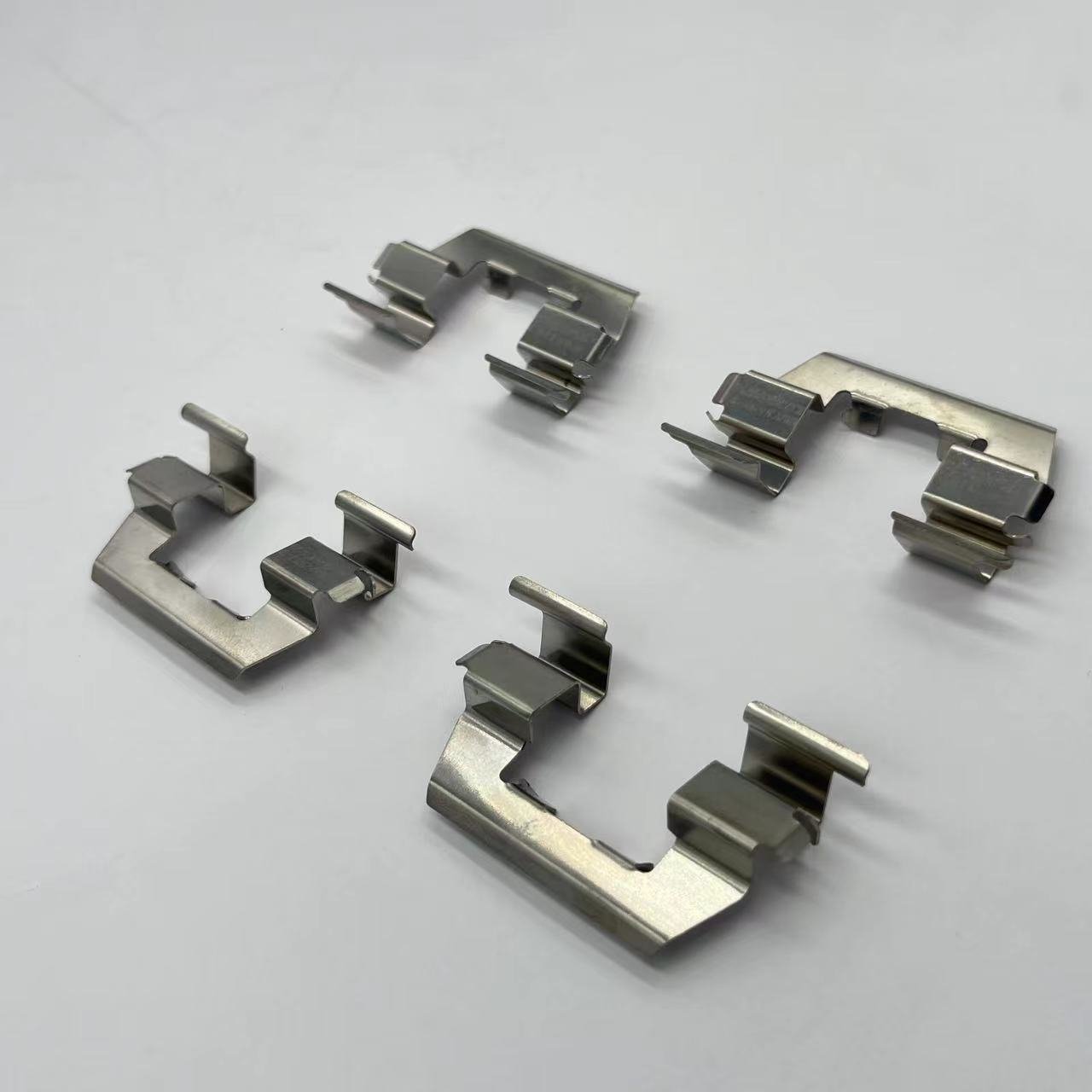 Front Factory Auto Car Brake Pad Accessories D404 Brake Pad Clips Clip 45022-SA6-600