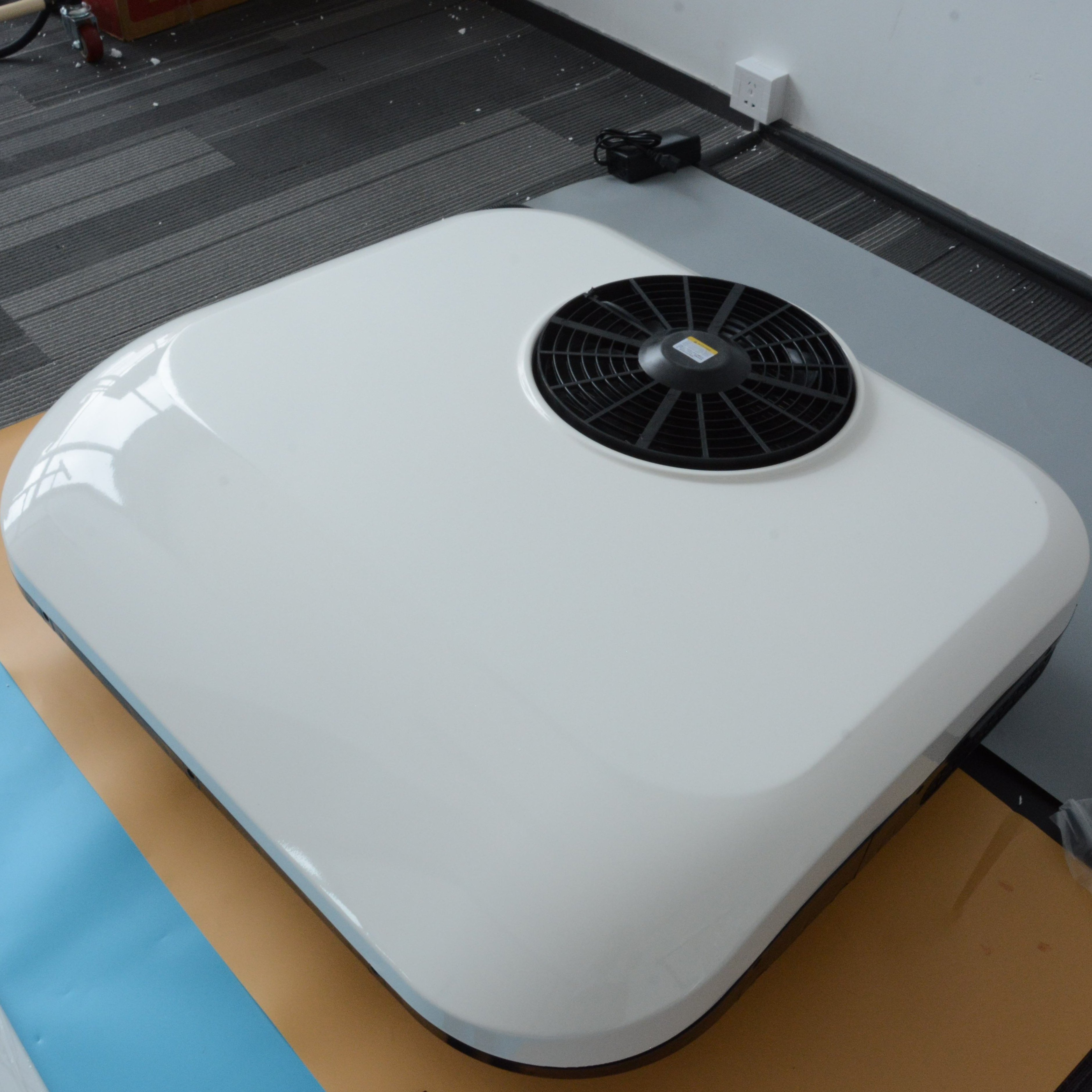 Battery Powered RV air Conditioner Car Air Conditioning Systems Truck Rooftop Parking Air Conditioners