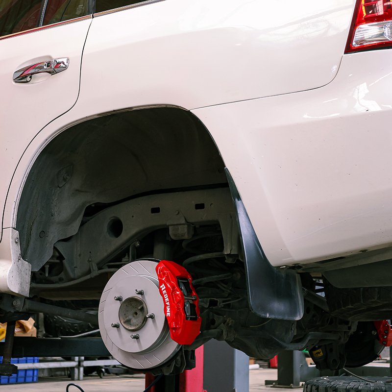 Support 90% Vehicles Custom Forged 4 Piston Rear Brake Caliper Braking System Performance Brake Set for Toyota Land Cruiser 300