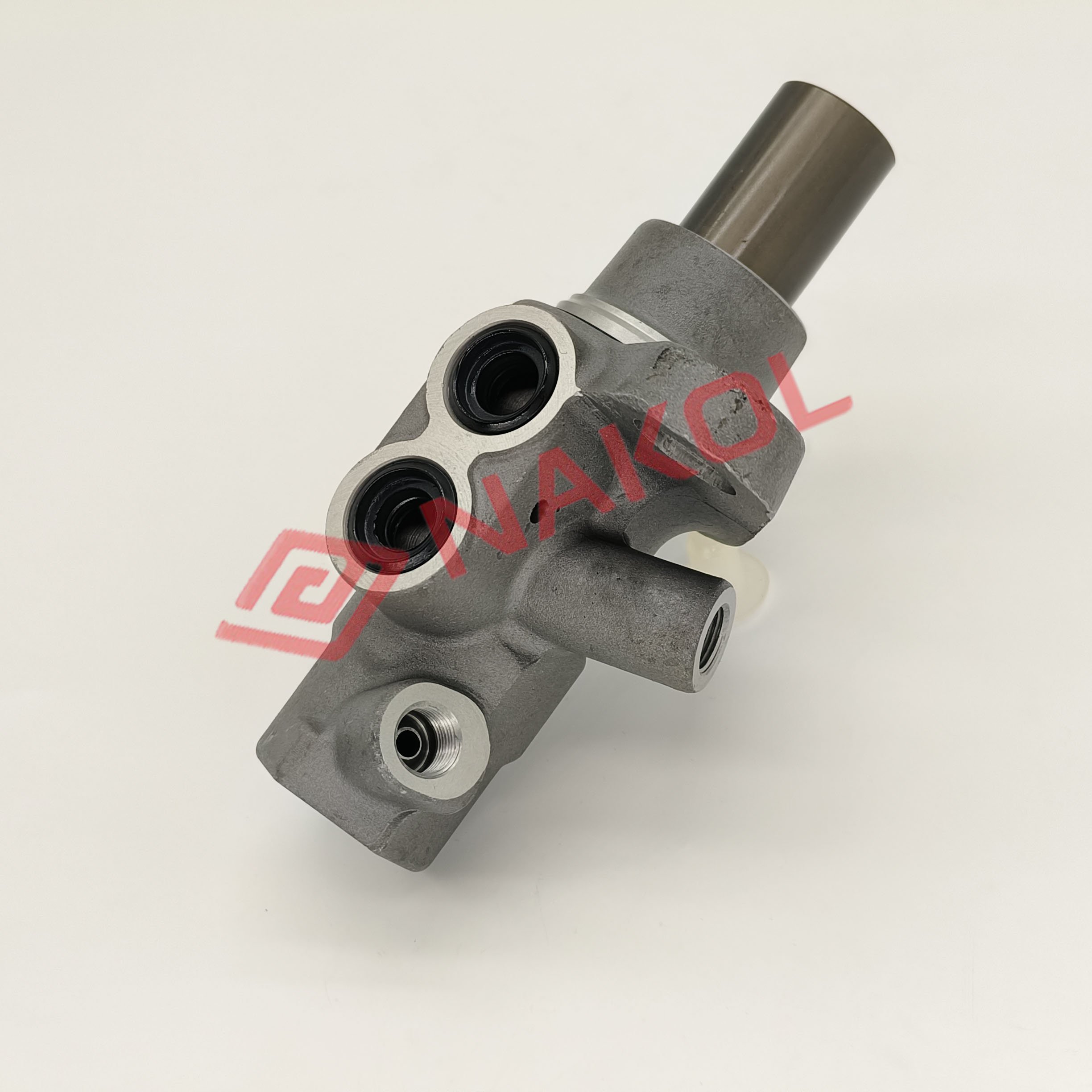 High Quality The Factory Price of The Brake Pump.For CHEVROLET OE PML7058 13286446 84102410 151690570 Brake Master Cylinder