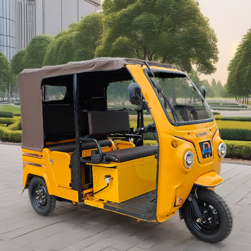 2025 High Quality Electric Tricycle Electric Taxi Long Distance Tuk Tuk