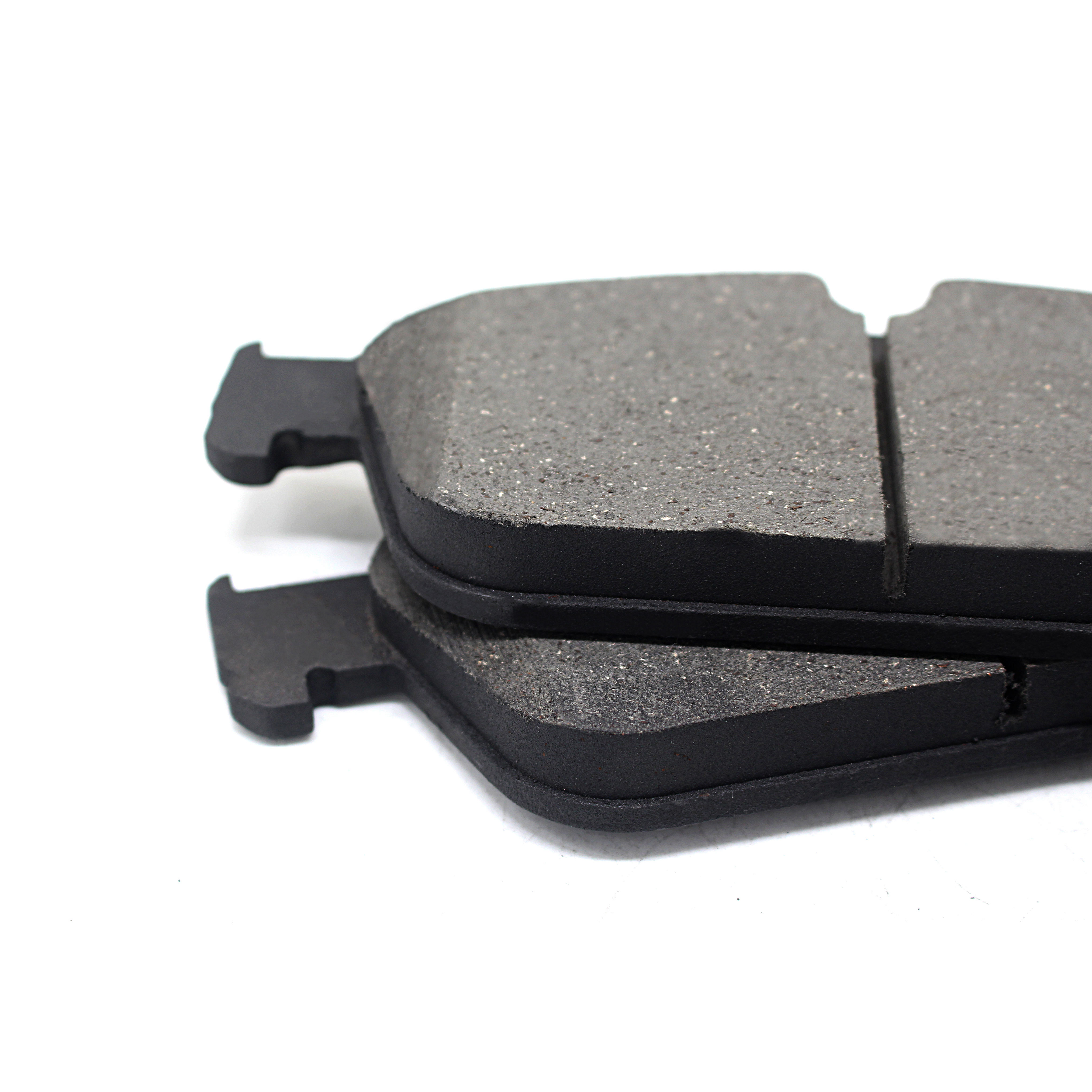 Wholesale Car Brake Pad Accessories Factory for MERCEDES-BENZ GL450 GL350 GLE500 ML350 ML550 D1636 0064203720/0074200920