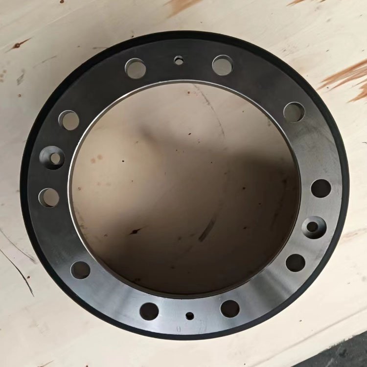 Manufacturer Brake Drum for 1233462 LF55 CF65 LF45 XF85 XF95 XF105 Truck Parts Brake Drum Applicable to Daf Man for Scania