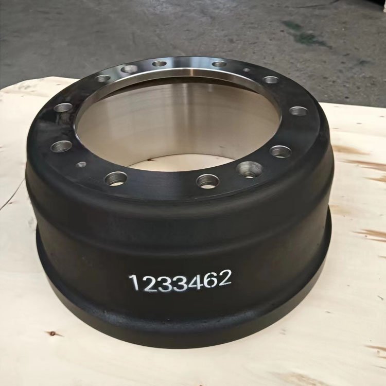 Manufacturer Brake Drum for 1233462 LF55 CF65 LF45 XF85 XF95 XF105 Truck Parts Brake Drum Applicable to Daf Man for Scania