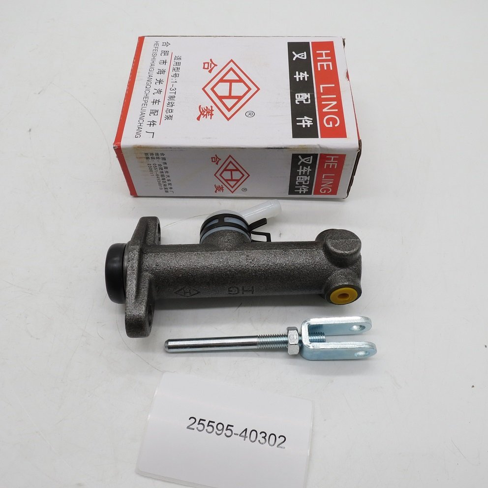 Good Performance Trucks and Cars Auto Parts Brake Master Cylinder 25595-40302