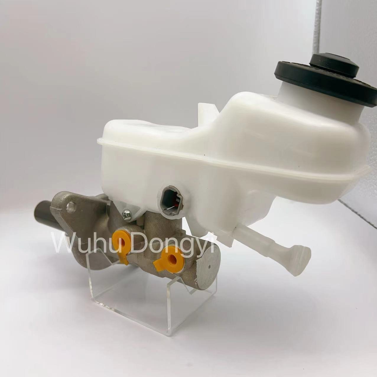 BRAKE MASTER CYLINDER CLUTCH MASTER CYLINDER47201-12A80