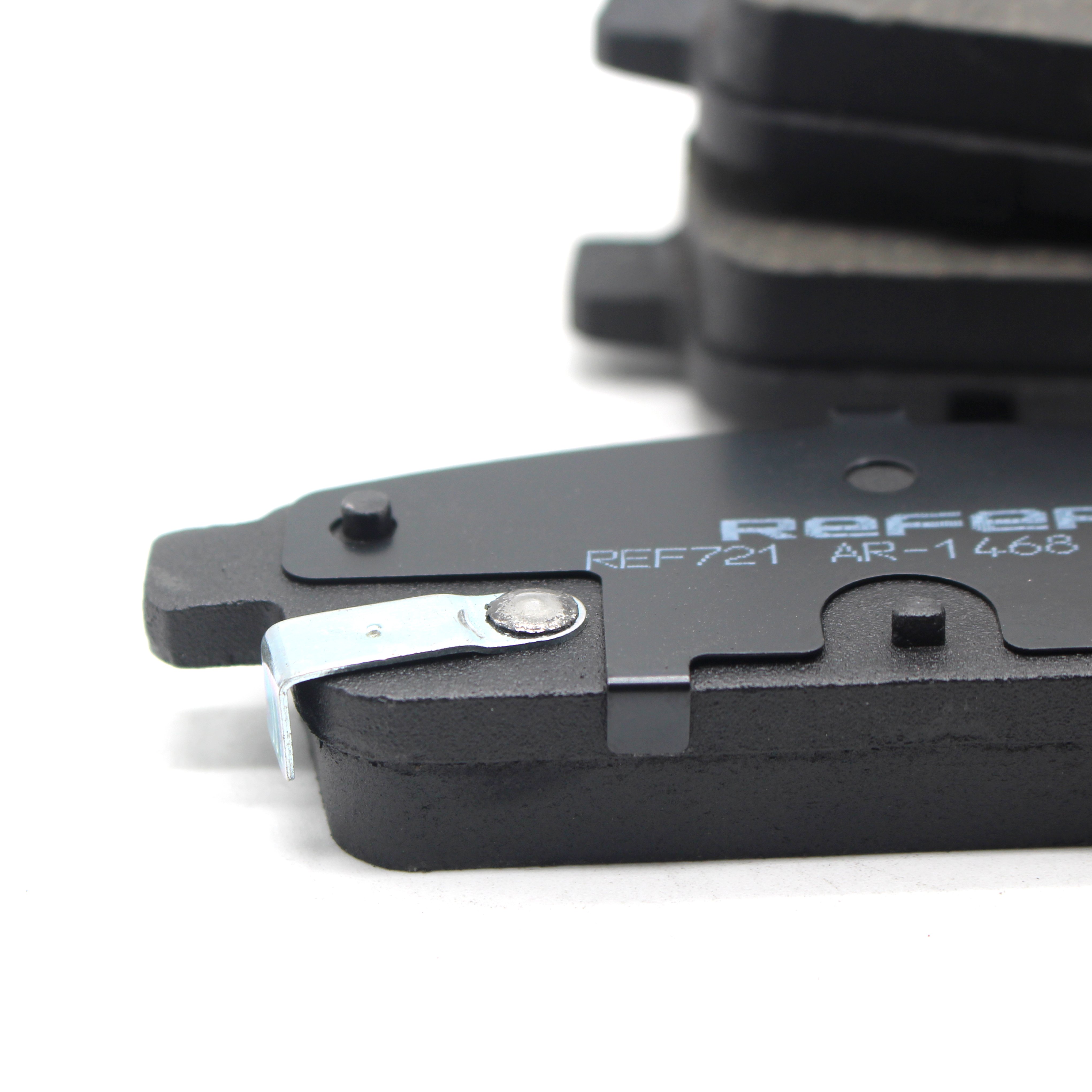 Wholesale Original Auto Parts Ceramic Brake Pads Rear D1468 for chevrolet Cruze /Trax Daewoo Holden OPEL CASCADA Vauxhall ASTRA
