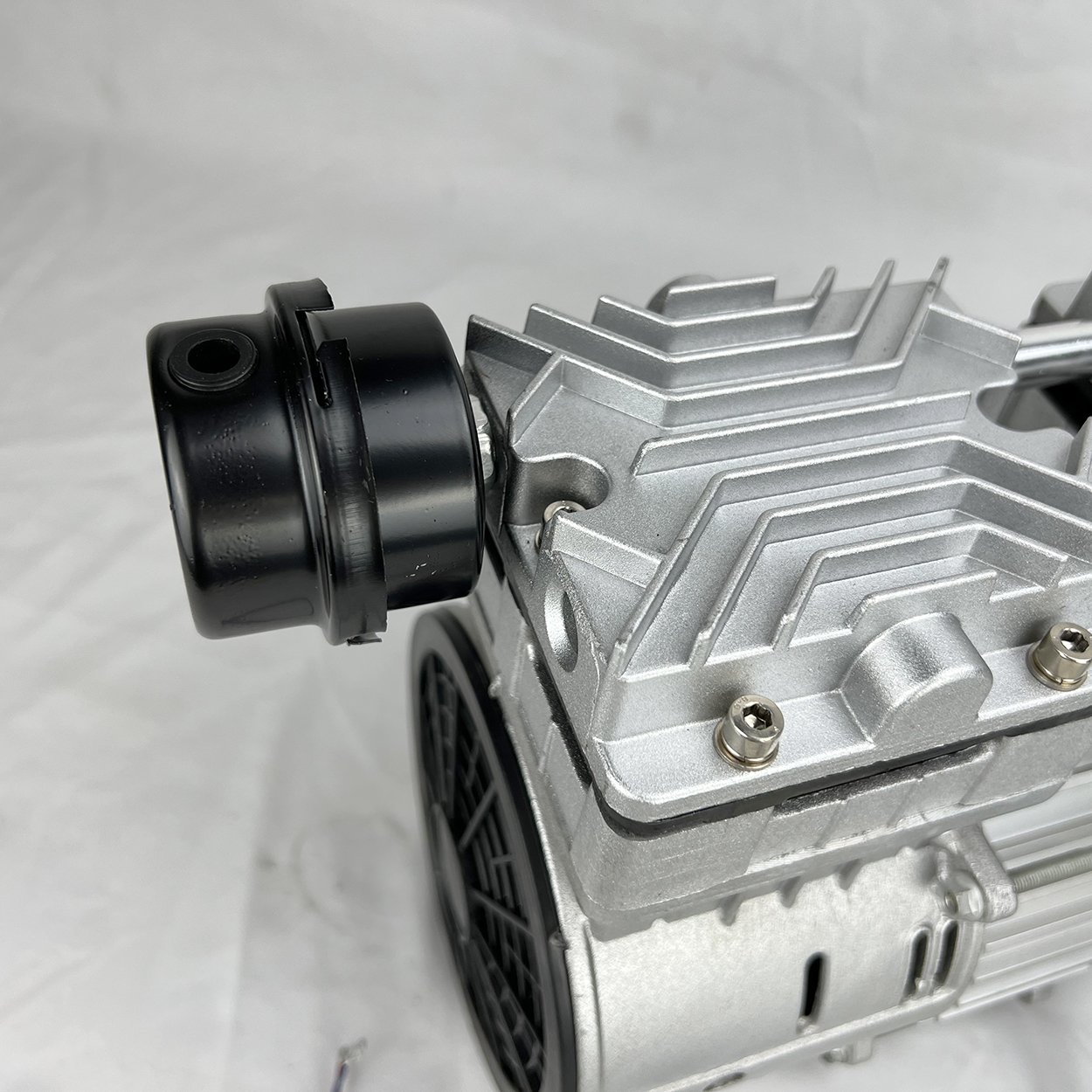 DC Compressor Vacuum Pump Electric Vehicle Brake Master Cylinder Shinkansen BLDC 48v 750W Oil-free air Compressor for Oxygen