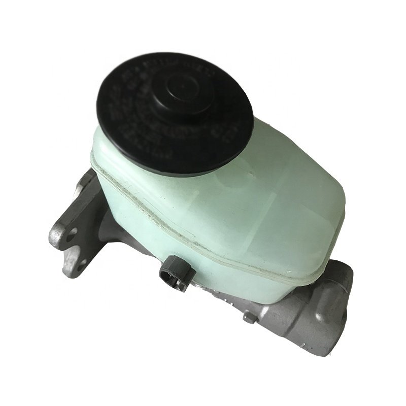 Wholesale Auto Engine Parts New Brake Master Cylinder for Toyota LAND CRUISER FZJ80 HDJ80 Model OE 47201-60540