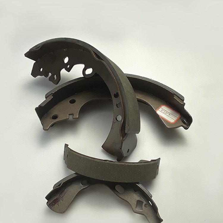OEM Spare Parts Car Disc Semi-Metallic Drum Brakes Shoe for Toyota Hiace Brake Shoe