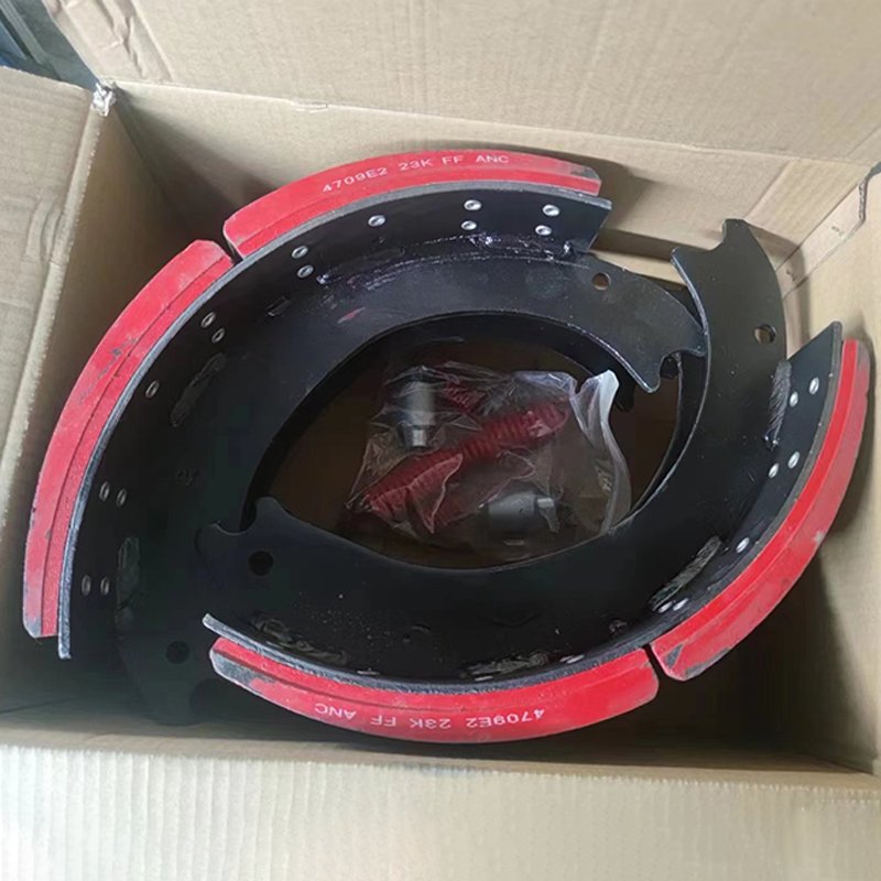 Lining Brake Kits Spare Parts Drum Truck Parts Heavy Duty Assembly Truck Brake Shoe Kits 4709