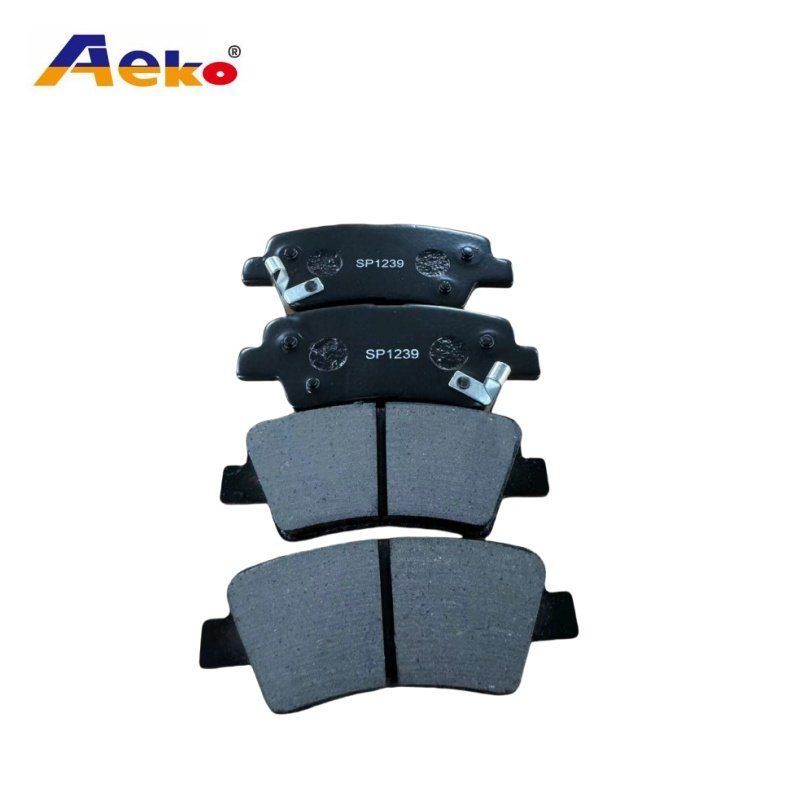 SP1239 Brake Pad Maker D1313-8428 58302-3KA31 Brake Pad Direct Fit Tivoli/FAW BESTURN T77/KIA Opirus