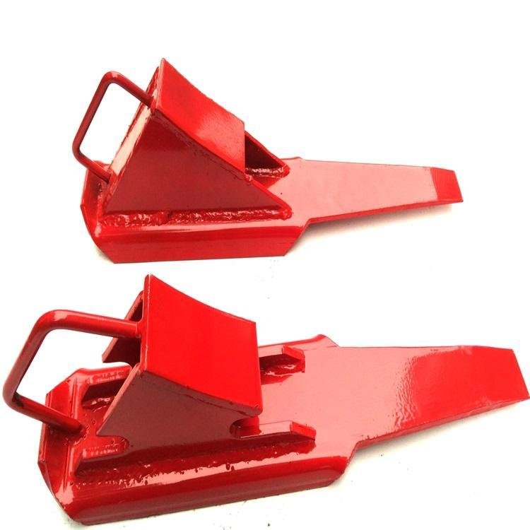 Under the Train Wheel Railway Brake Shoe Railway Freight Train Brake Shoes Rail Stopper