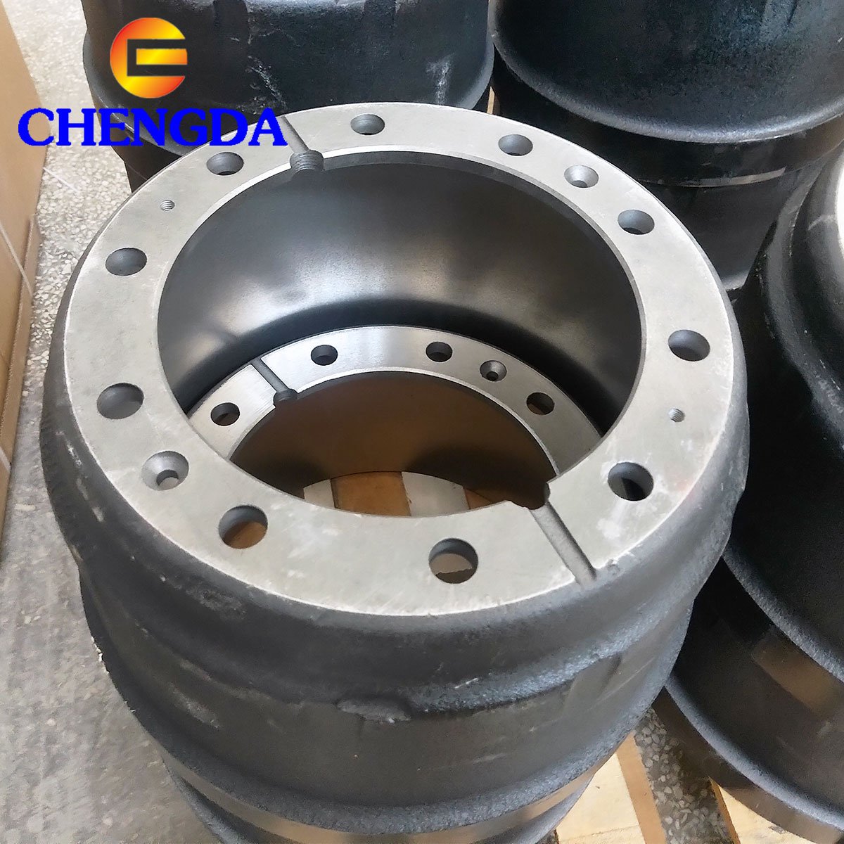 Sinotruck Howo A7 AZ9231342006 Rear Brake Drums Truck Parts for Sale